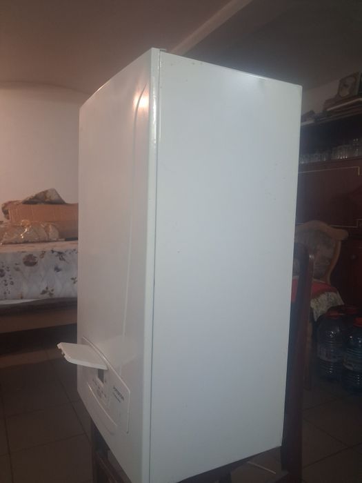 Vand tot ce sa vede in poza