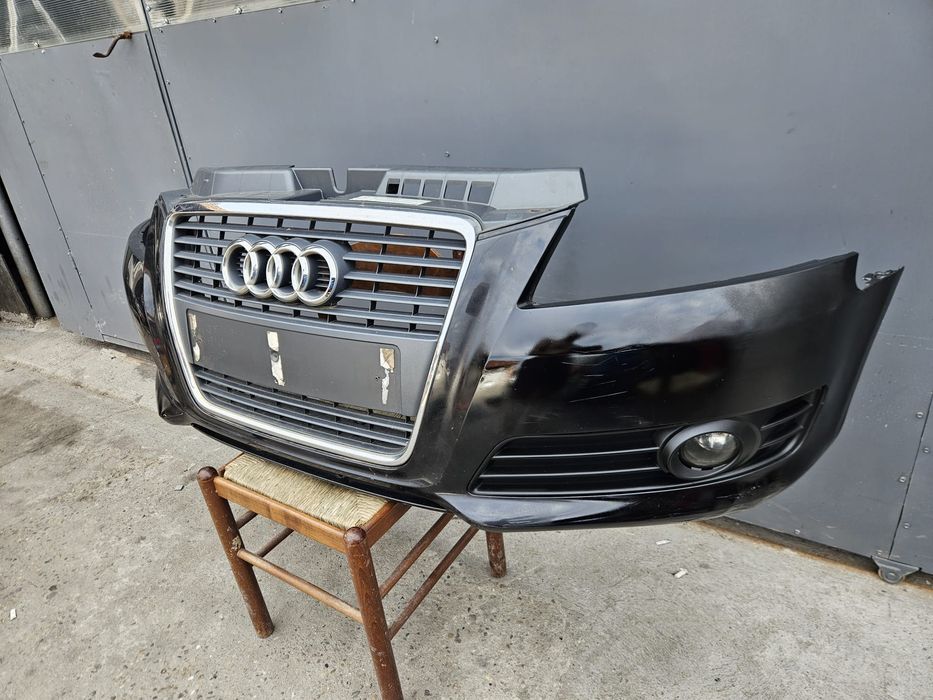 Bara fata Audi A3 8P Facelift 2009-2012 Grila Culoare negru LC9X Spoiler