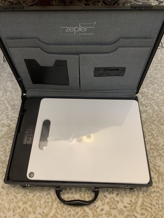 Набор кухонных ножей от Цептер.