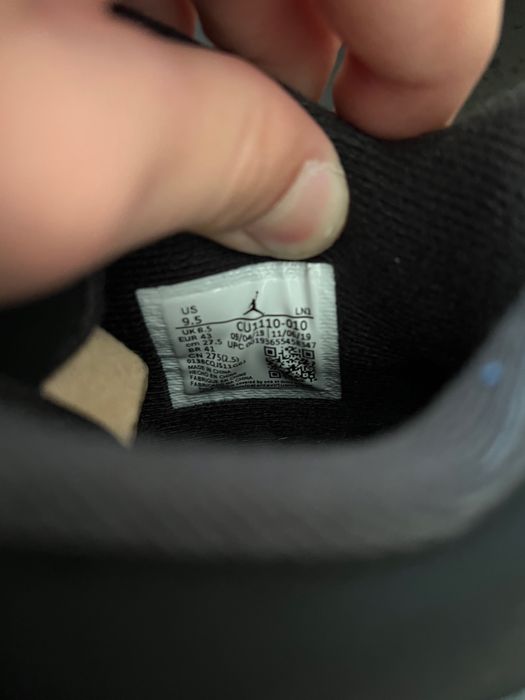 Jordan 4 Black Cat - 43