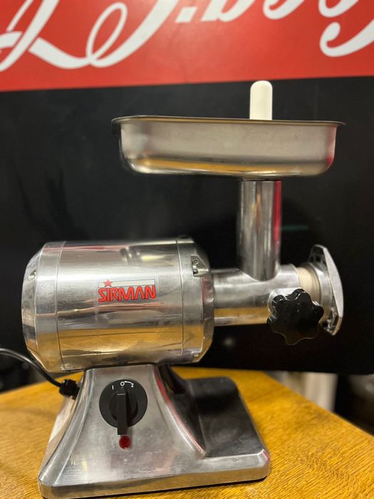 Мясоробка продается