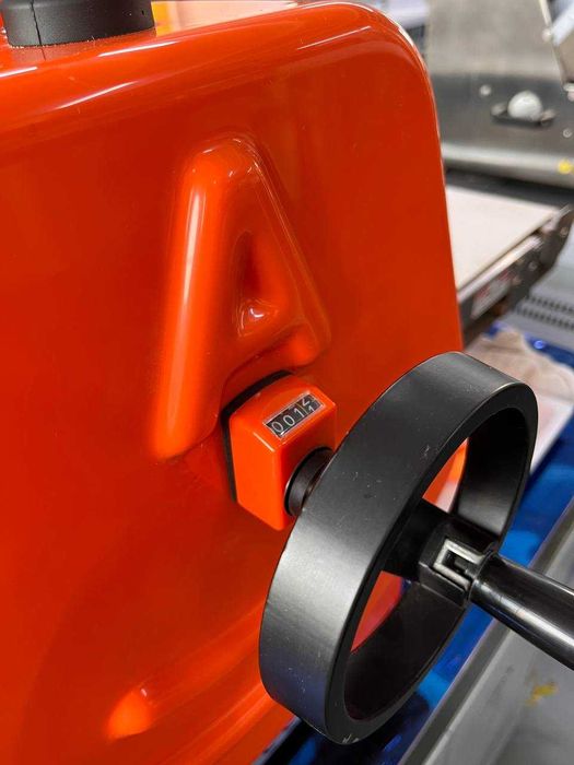 Тестораскаточная машина настольная 30см