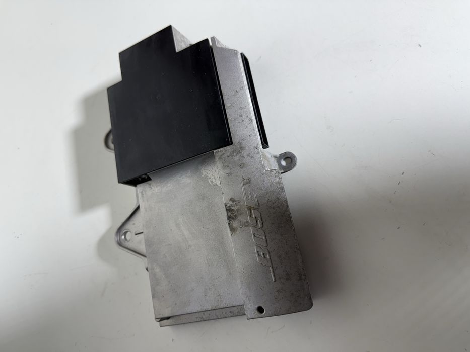 Усилвател Bose за porsche cayenne panamera