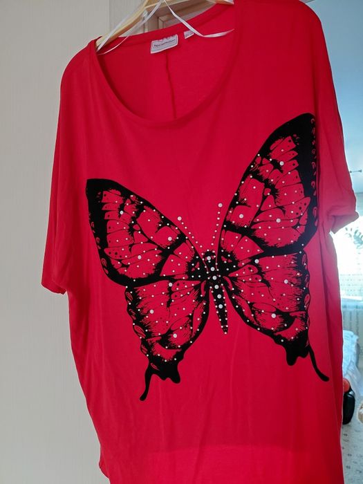 Футболки женские