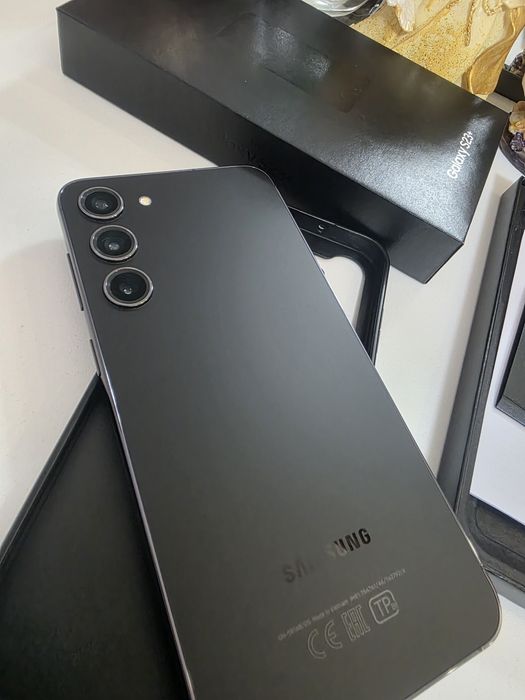 Samsung galaxy s23 plus