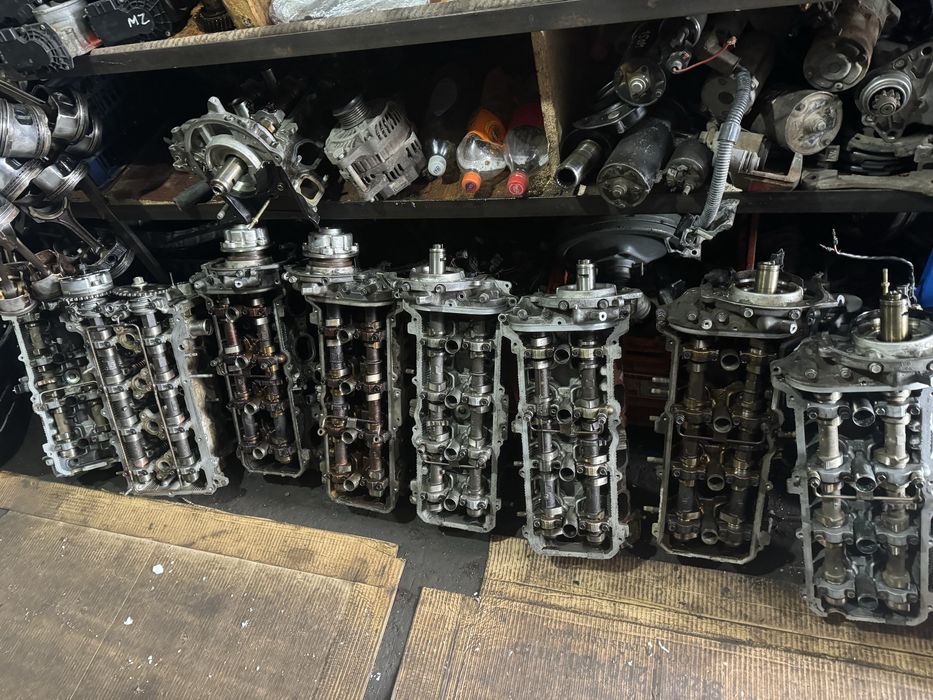 Детали двигателя по запчастям