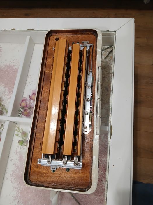 Acordeon Crucianelli 120 Basi muzica Bugari