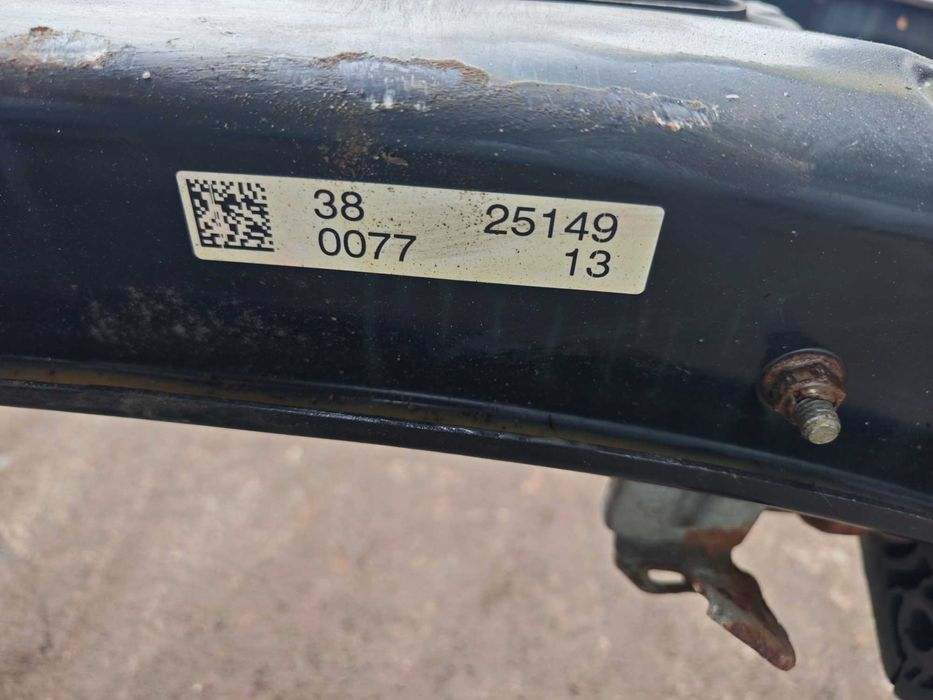 Почти нов оригинален заден мост Mercedes W204 W212 W207 W218