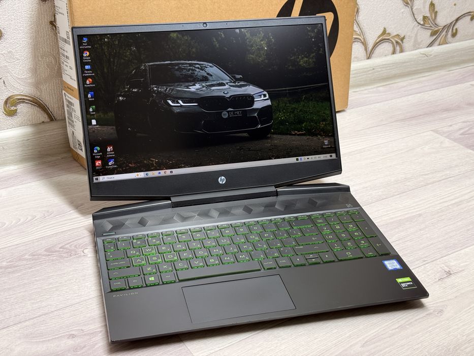 Hp Gaming игровой ноутбук в отличном состояний