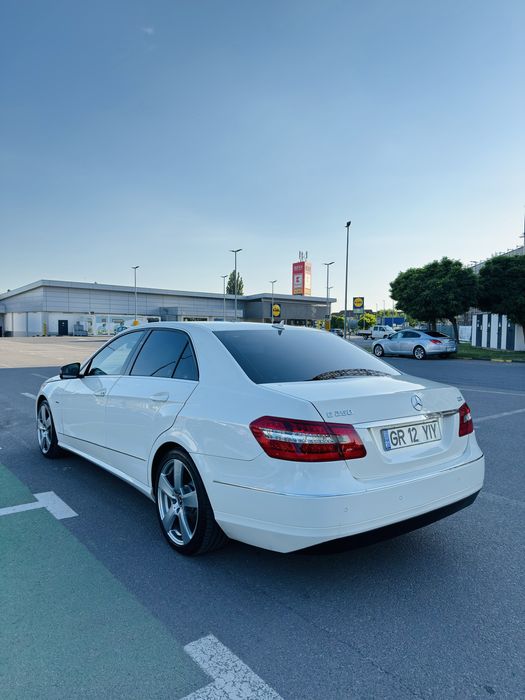 MERCEDES-BENZ E-Class 2009 — imagine 9