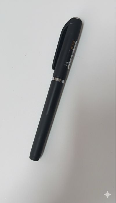 Гелевая ручка.