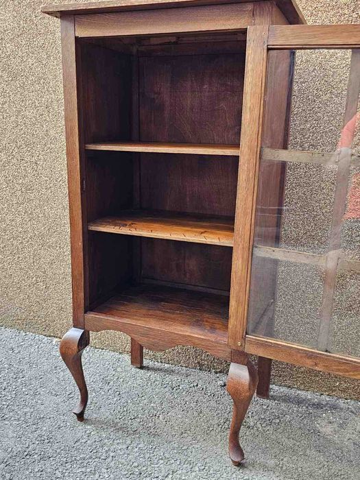 Витринка в стил Луи 15 (масив)