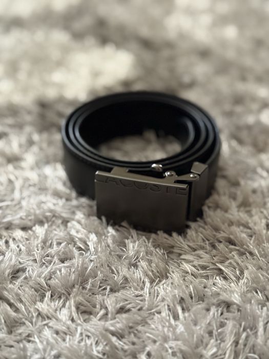 Curea din piele,marca Lacoste