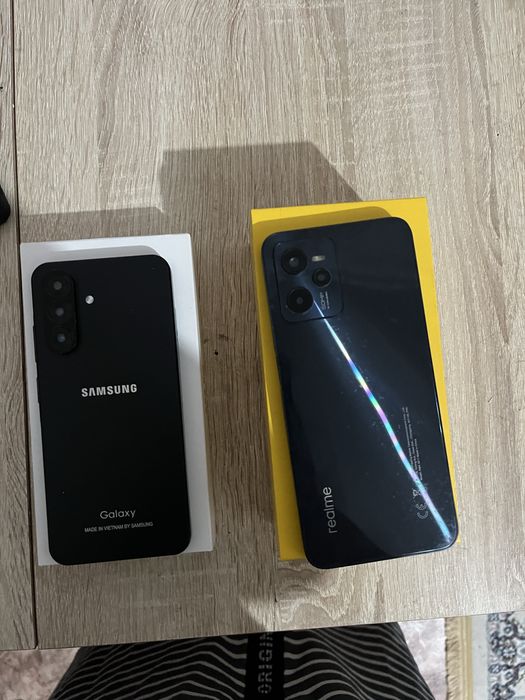 realme C35, samsung a56