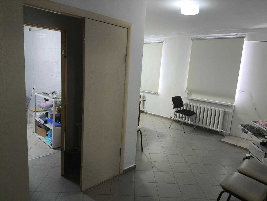 сдам в Аренду офис на Школьнике 65м2