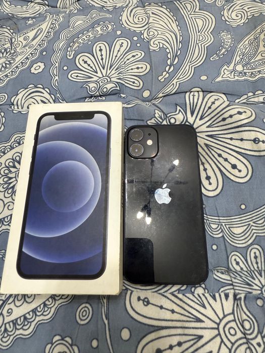 Продам Iphone 12 mini