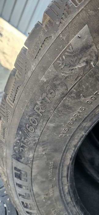Продам шины размер 215 60 r16