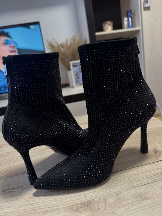 Cizme elegante  cu toc