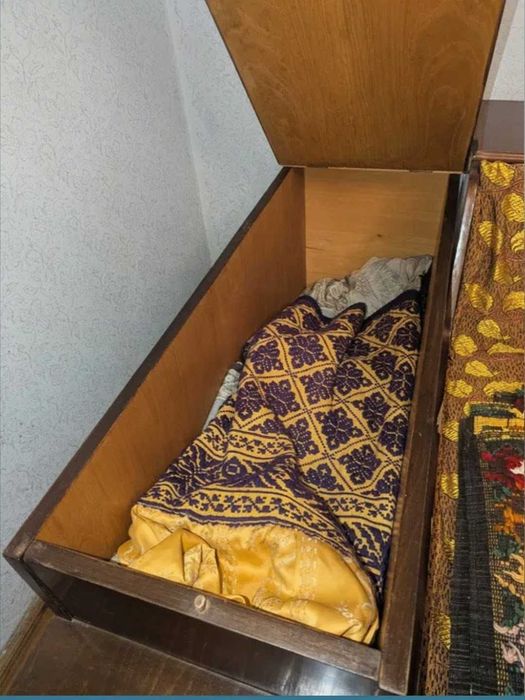 Ladă de zestre vintage autentică piesă rară, lemn, multifuncțională.