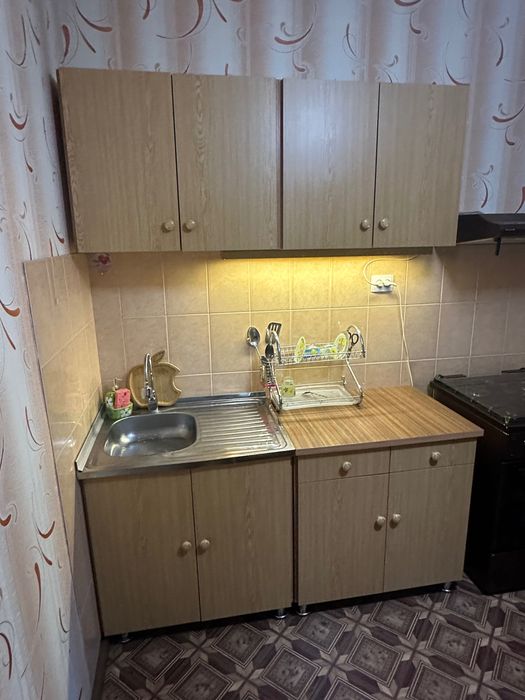 Качественный кухонный гарнитур ручного изготовления