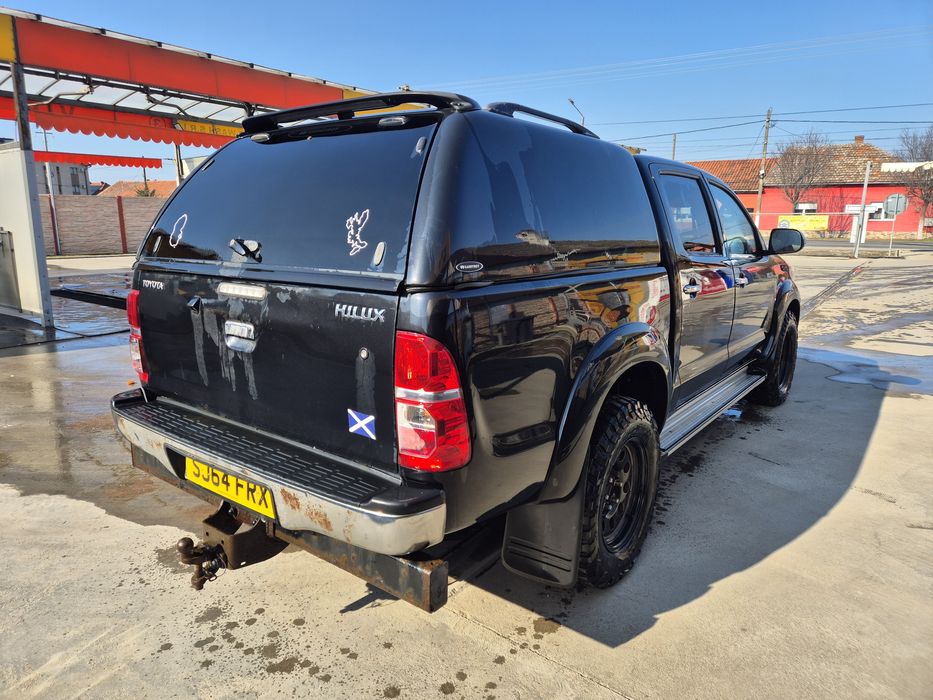 Dezmembrez Toyota Hilux 2KD-FTV 2.5 Euro 5 2012-2016