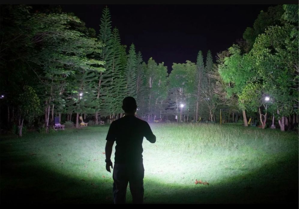 Мощный повербанк- супер фонарь