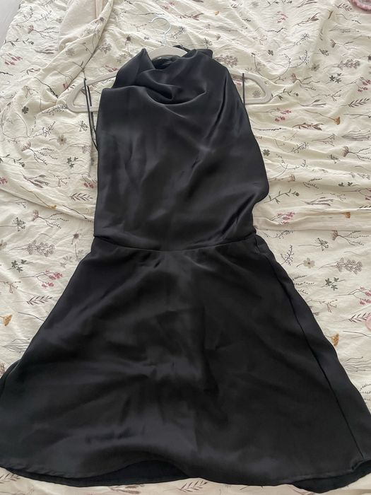 Черна рокля ZARA