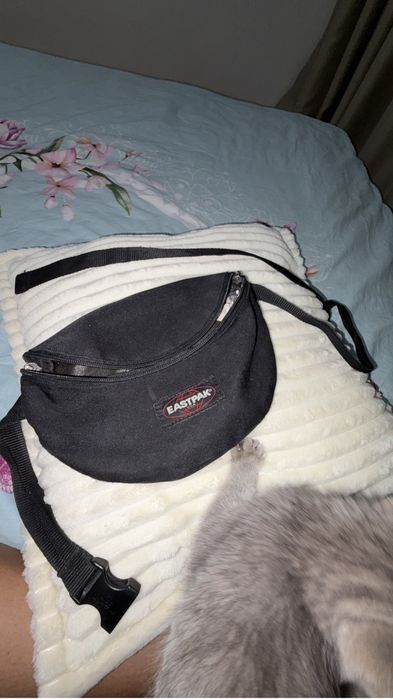 Сумка eastpak поясная