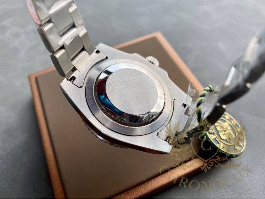 Часовник Rolex Submariner Starbucks