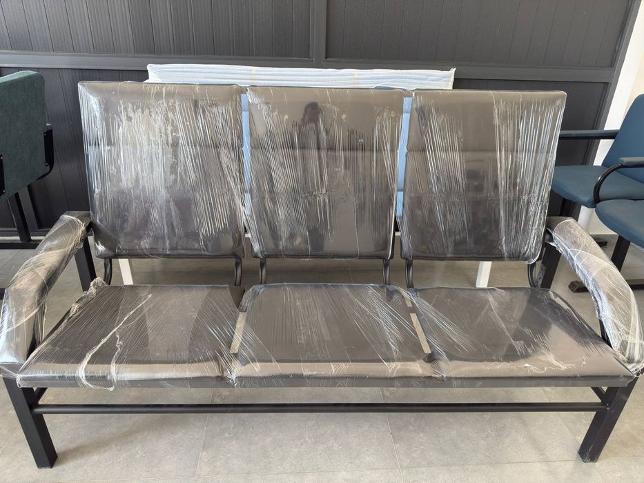 Кресло театральная трёхместный для активного зала