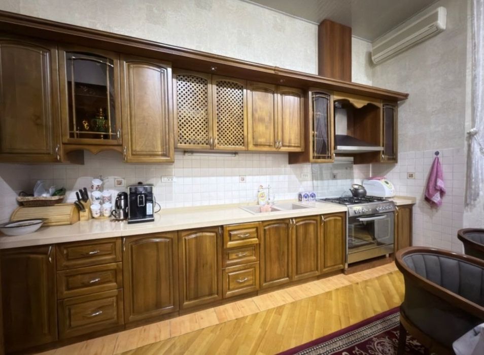 Продажа трехурлвневого дома!