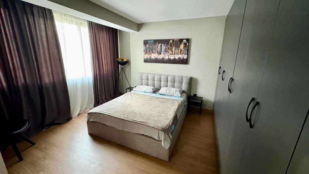 Дава се под наем Тристаен апартамент в Варна, Базар Левски - 100 кв.м за 1020 € - Снимка #10