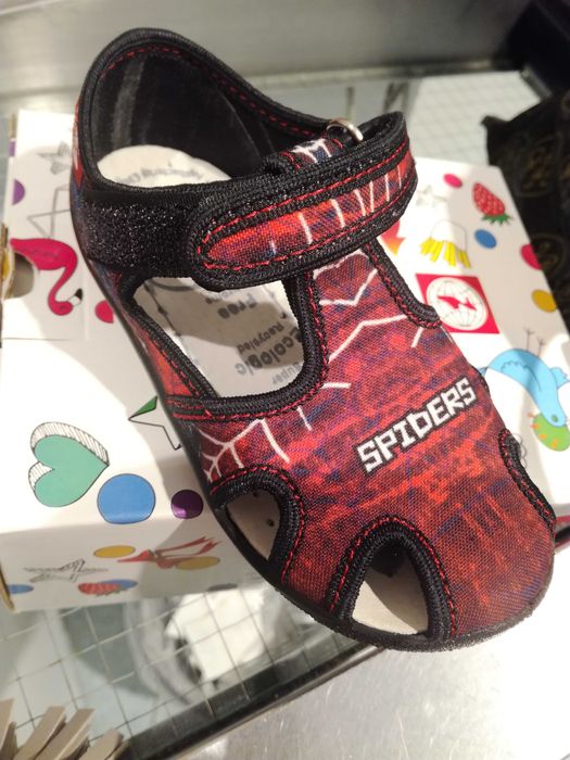 Детски обувки НОВИ