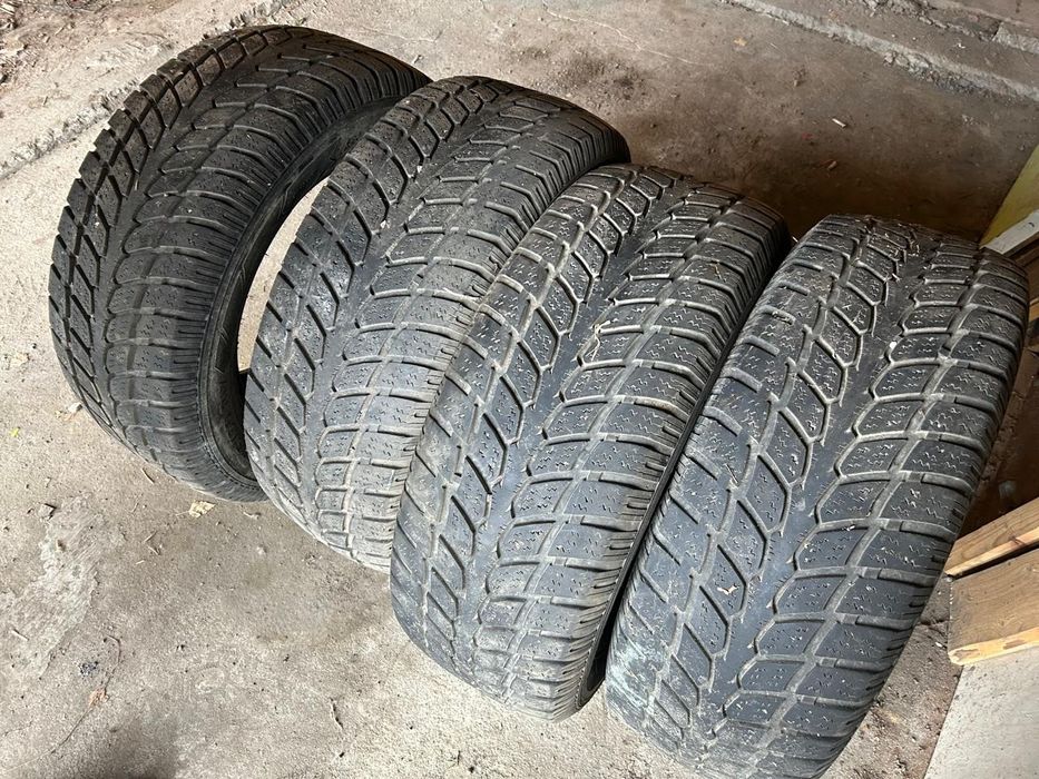 Продам всесезоную резину