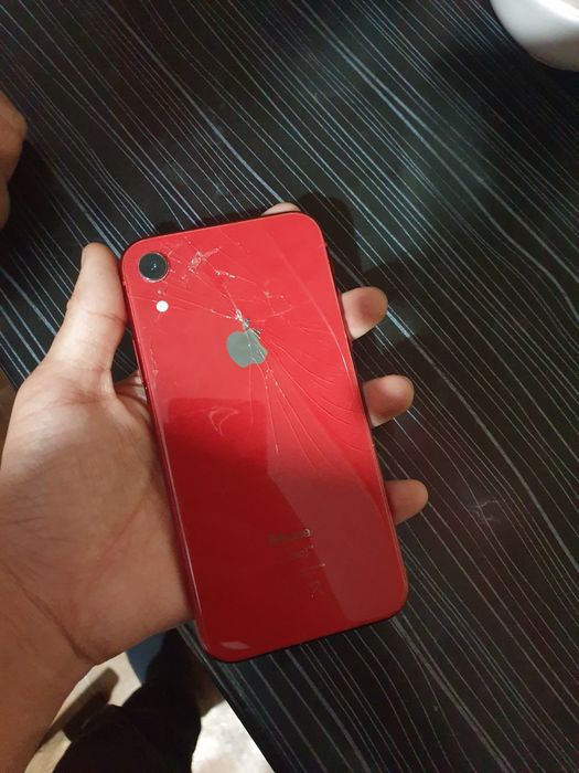 Обменяю Айфон хр 64гб