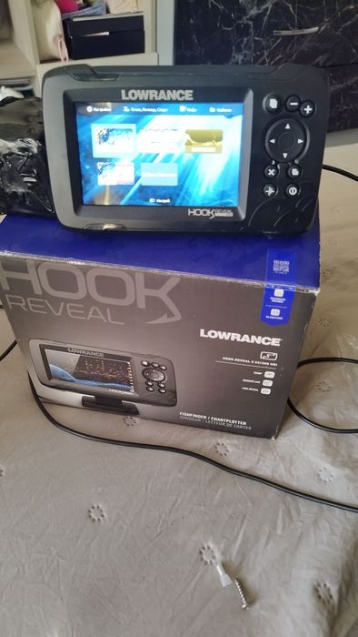 Продавам сонар Lowrance hook reval 5 нов