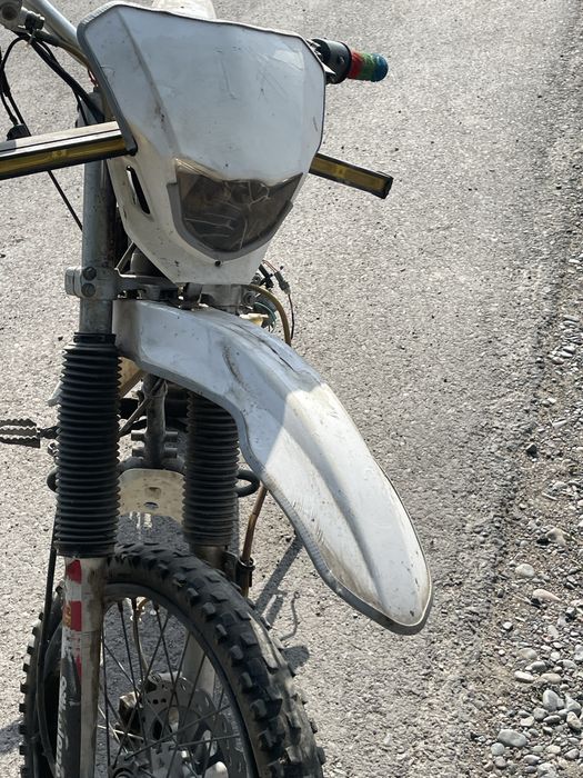 продам эндуро 200куб не на ходу