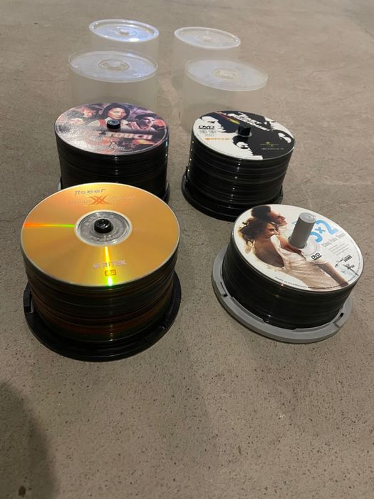 Диски с мультыильмами , только лицензионные