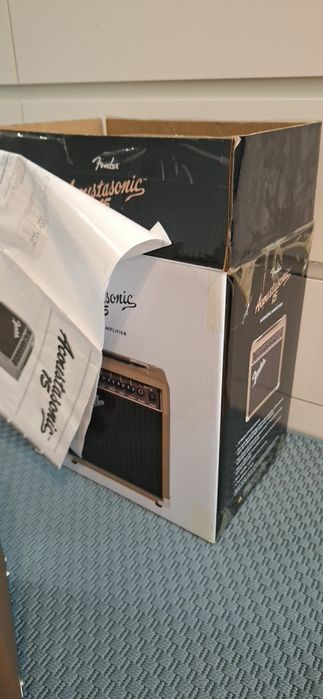 Amplifactor fender acoustasonic 15 + cablu