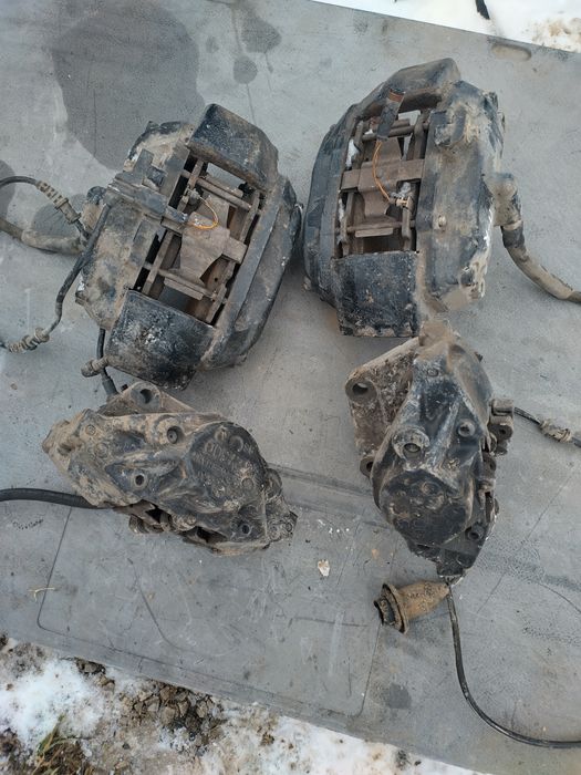 Части за Мерцедес W220