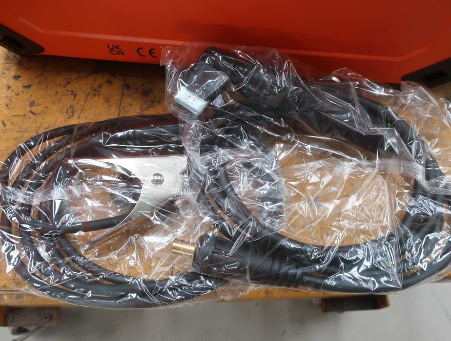 Заваръчен апарат, електрожен, Jasic EVO Arc 200 PFC C/W