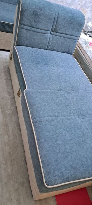 Мягкая мебель для гостиной большая раскладная