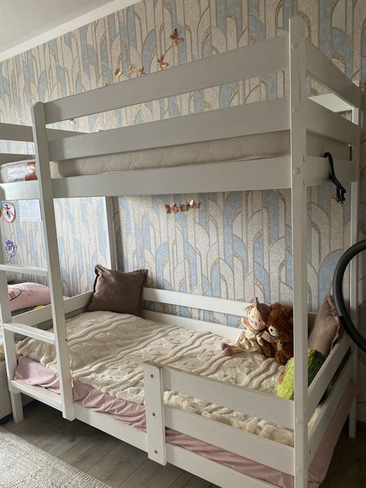 Двухярусная кровать детская