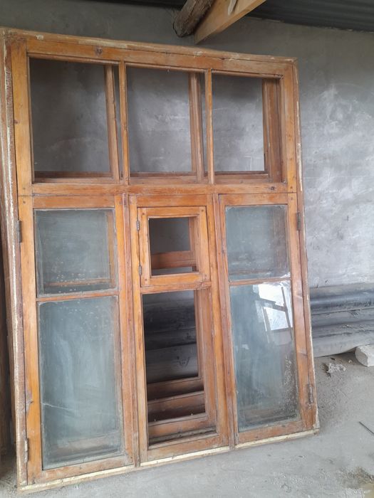 Mustakam eshik teraska