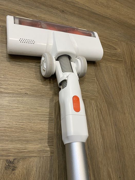 Прдается пылесос xiaomi