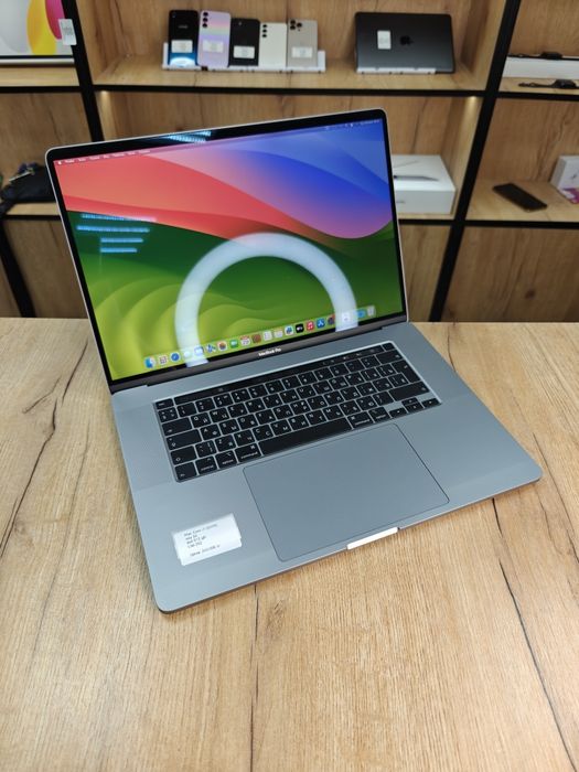 Apple MacBook Pro 16 ОЗУ 32гб Intel Core i7 

Инстаграмм: Laptops.asta