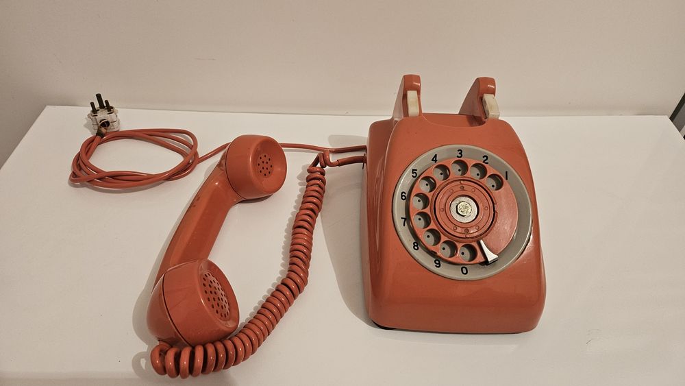 Ретро телефон шайба