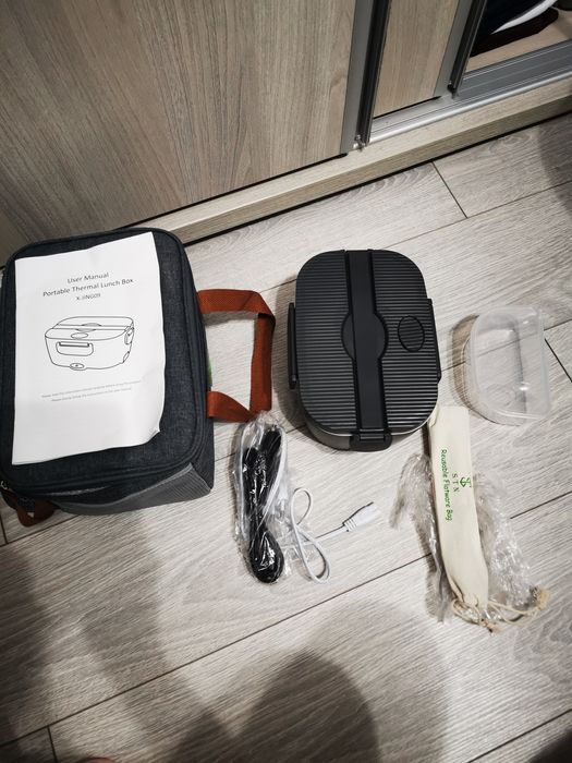 Cutie de prânz electrica - primita cadou - noua