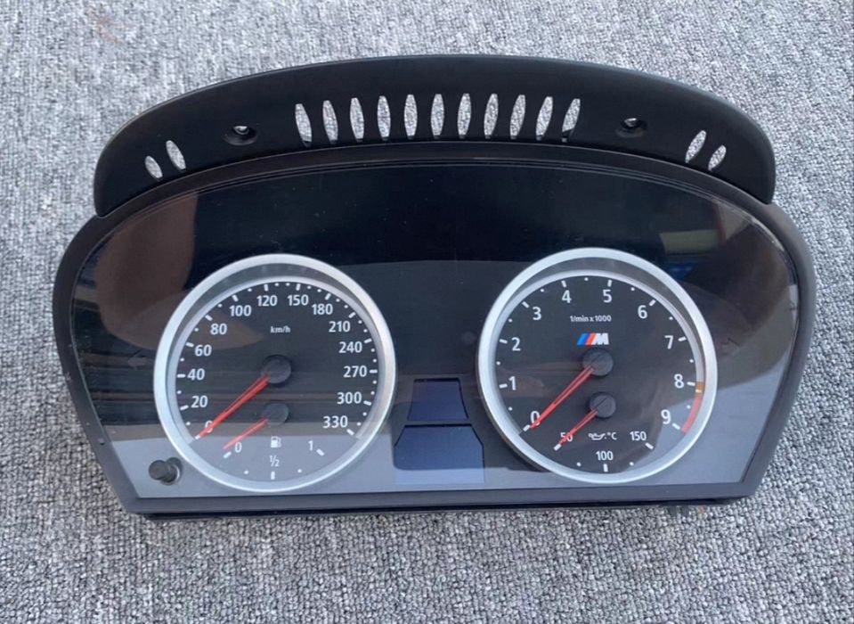 Щиток приборов БМВ М5 е60