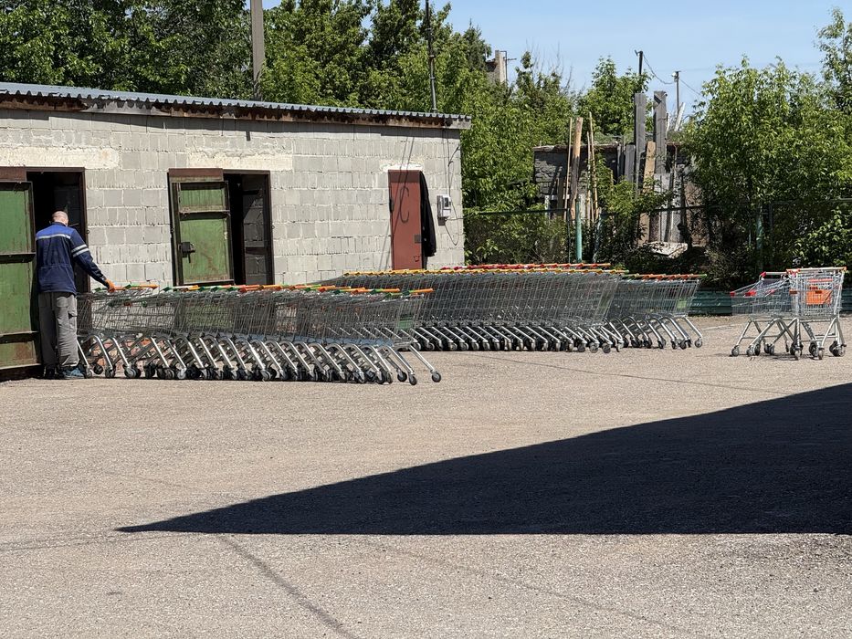 Тележки покупательские б/у